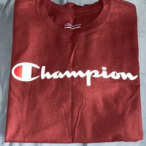 Champion T-shirt
